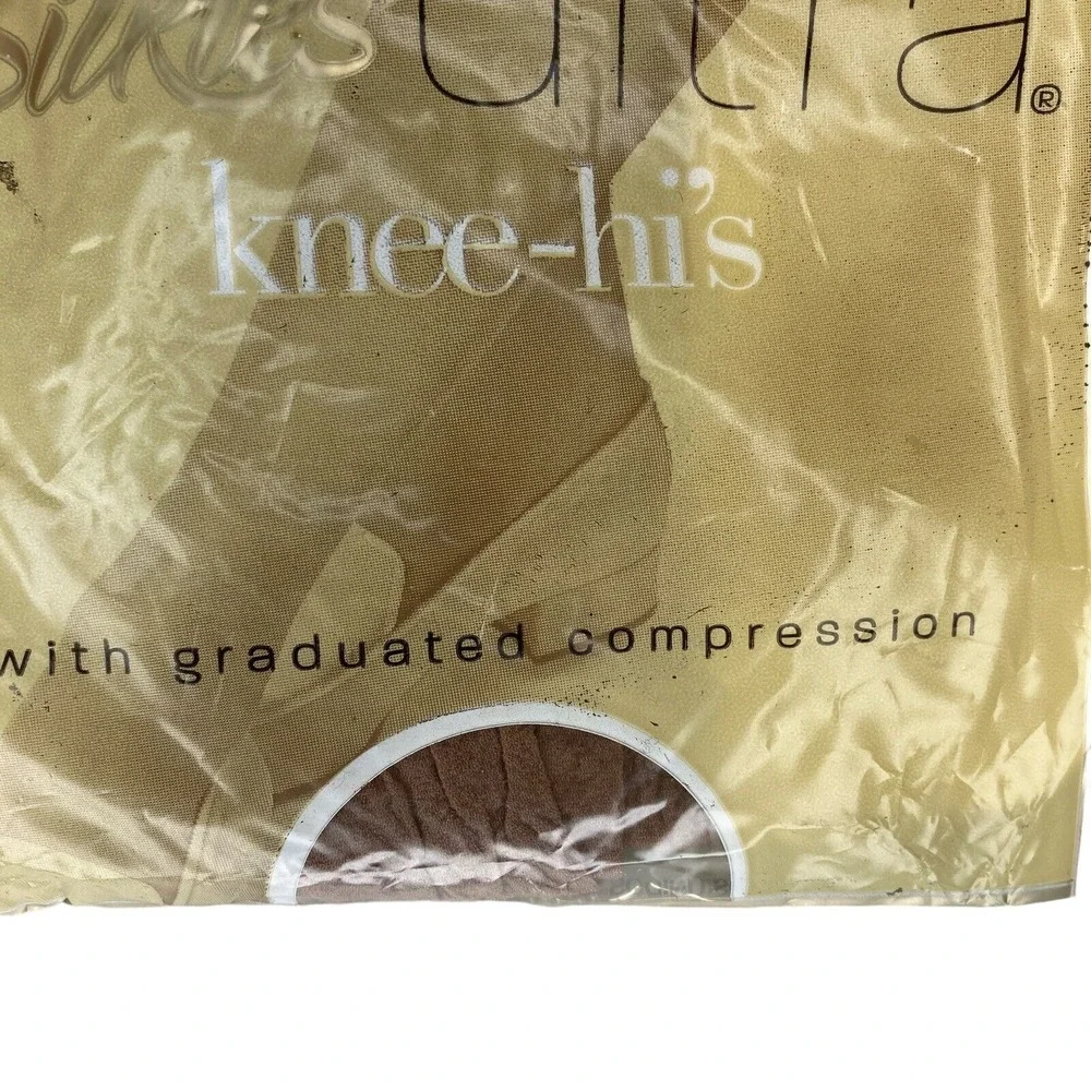 Silkies‎ Ultra 31002 Regular Beige Honey Ultra Knee Hi's Graduated COMPRESSION